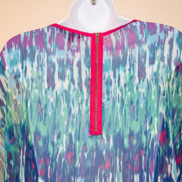 Express cold shoulder sheer top/cover up Size Large - Picture 3 of 4